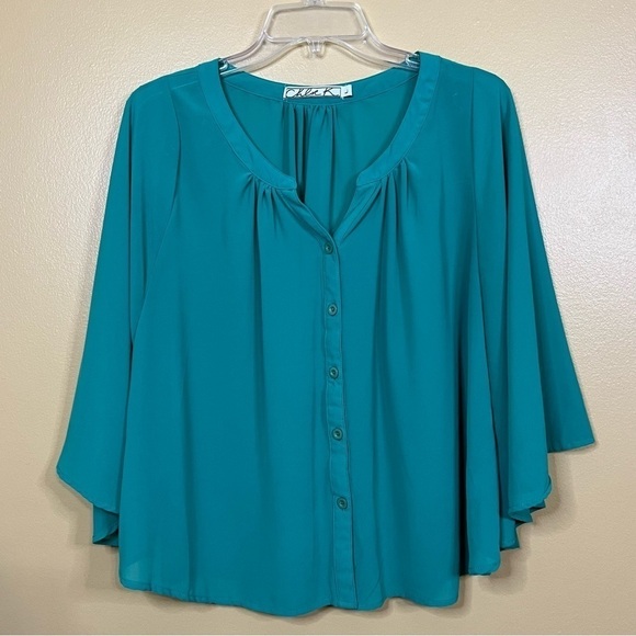CHLOE K | Wide sleeve top - Picture 1 of 6